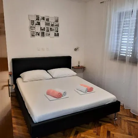 House Anatea